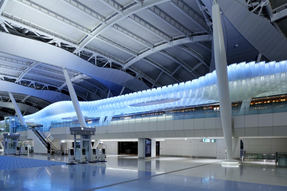 Tokyo International Airport Terminal 2 International Flight Facility "TOKYO AIR"